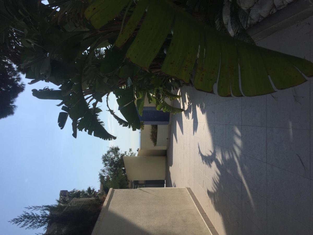 Apartamento En Playa Capellans Салоу Екстериор снимка